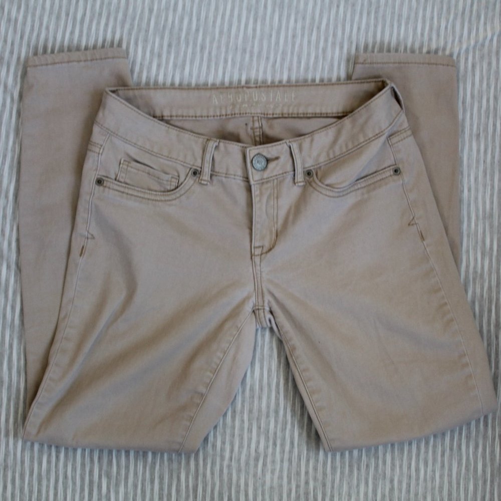 3/$20 Aeropostale Khaki Jeggings sz 4